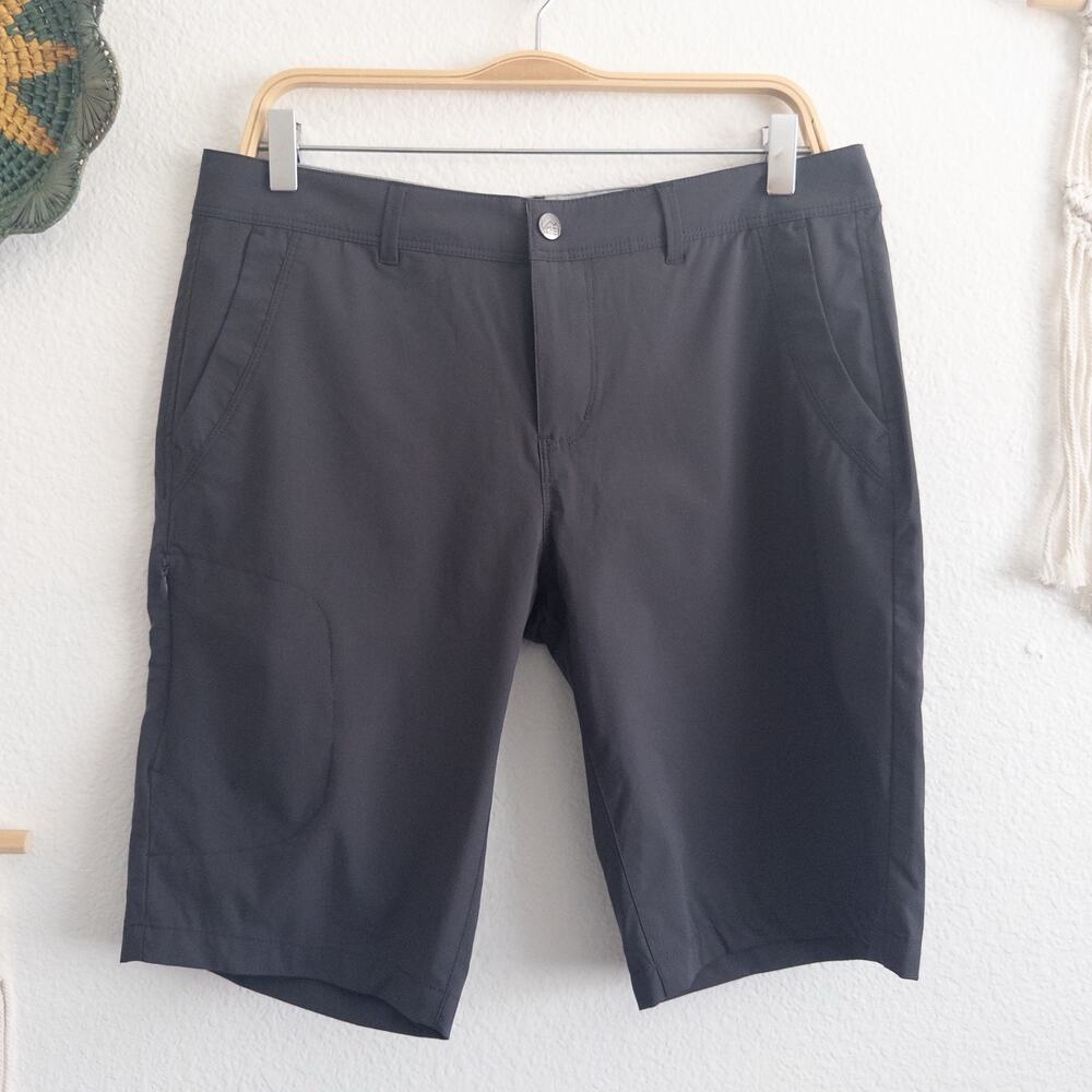 REI Women's Gray Bermuda Walking Utility Shorts Size 10